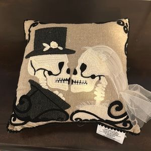 Home goods pillow